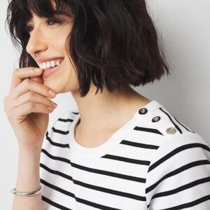 White House Black Market Forme Women's Ribbed Stretch Button Shoulder Tee